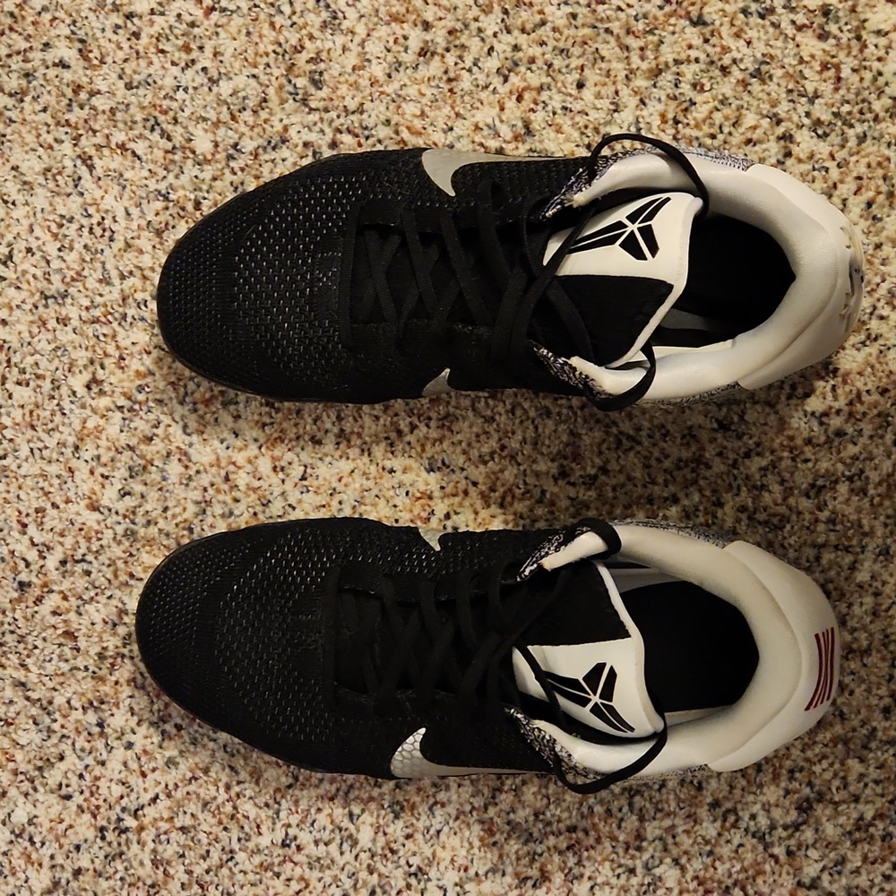 Nike Kobe 11 XI Last Emperor size 13